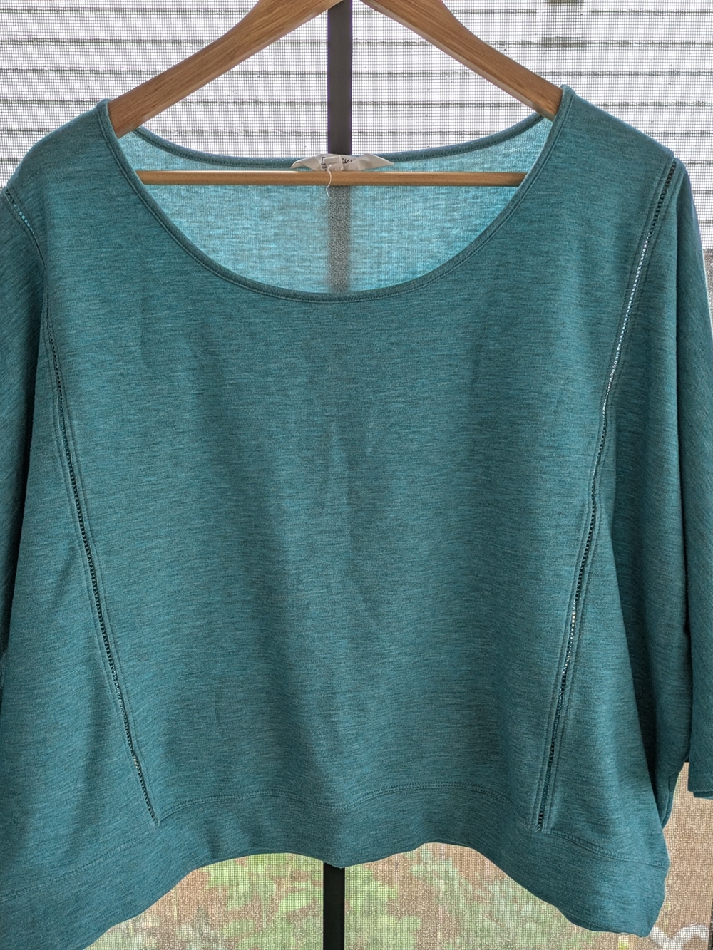 Women's Teal Scoop Neck Top - Crop Shape, Batwing Sleeves